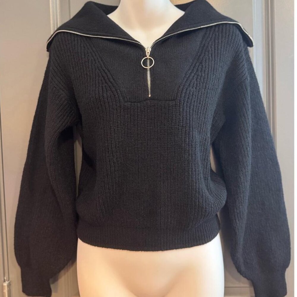 Women's Black Jumper zip sweater